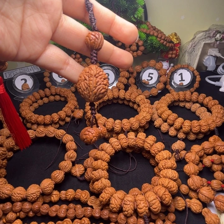 吊坠桃核桃枭挂件