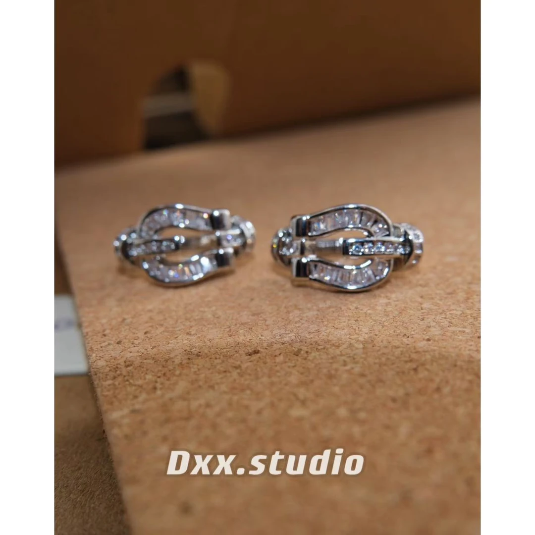 铜合金合成锆石耳饰 （不需要耳洞可带） 耳夹一对43571