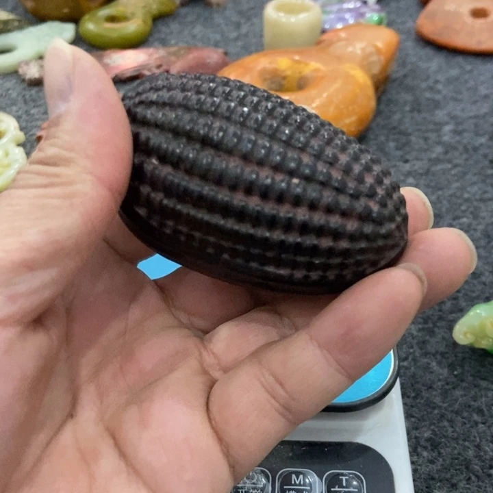白玉菩提吊坠摆件
