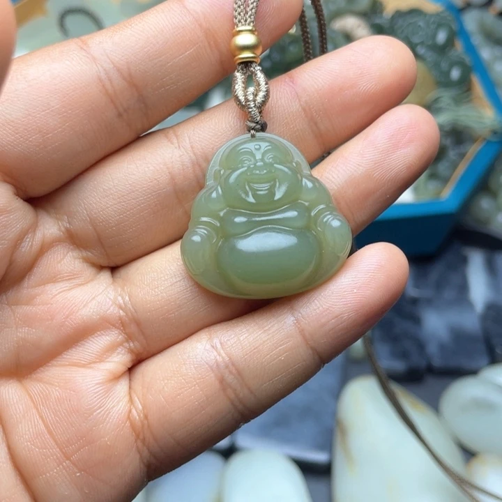 和田玉未镶嵌珠宝半成品