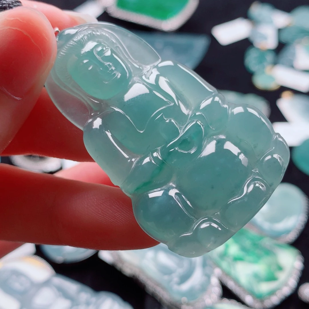 翡翠未镶嵌颈饰翡翠