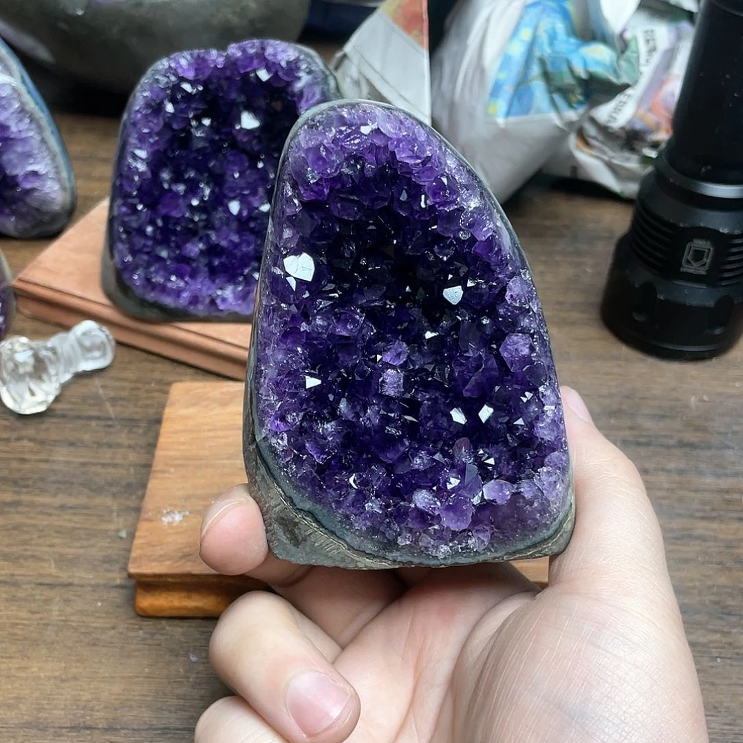 紫晶大型摆件（非配饰）未镶嵌