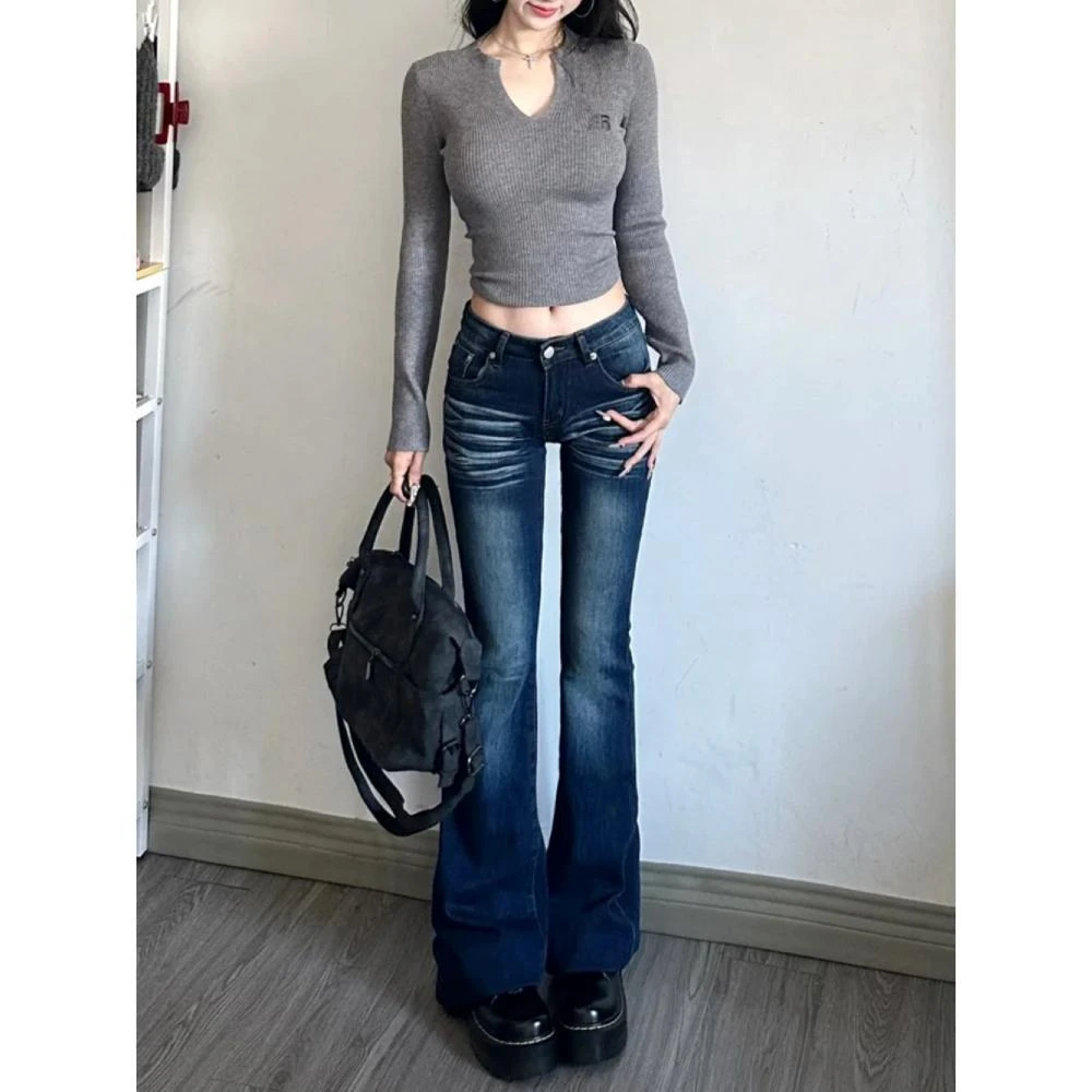 美式低腰微喇牛仔裤女春季2025年新款修身简约风复古马蹄喇叭裤子