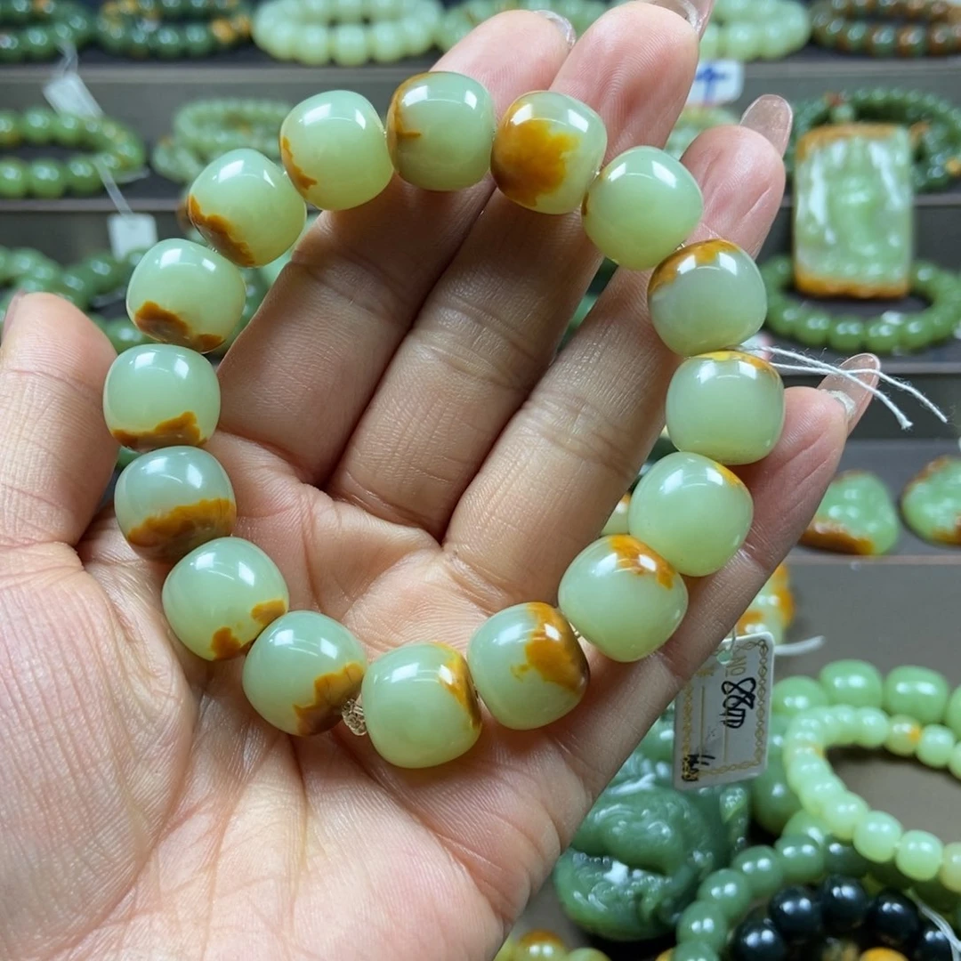 透闪石质玉手链未镶嵌纪*