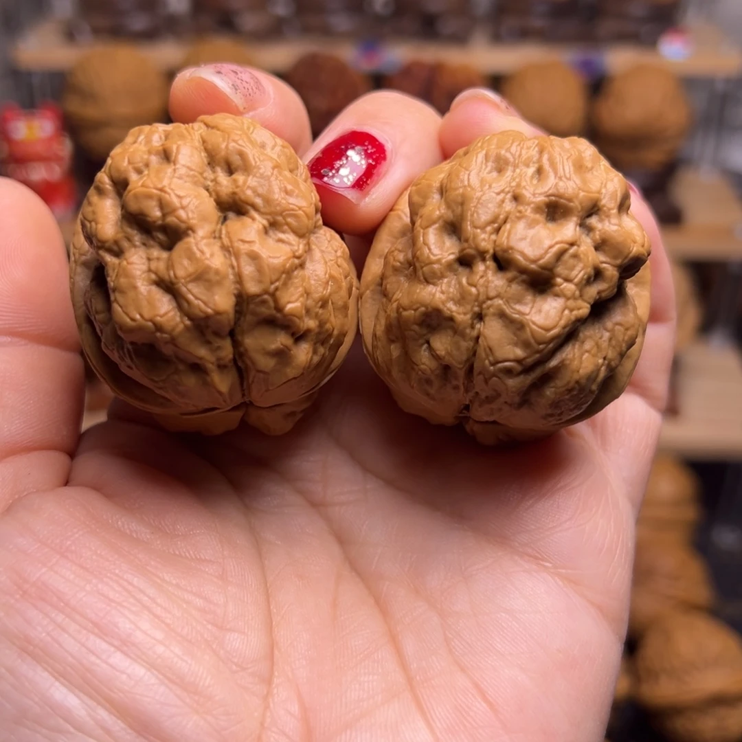 文玩核桃吊坠39w老树金蟾疙瘩包45尺