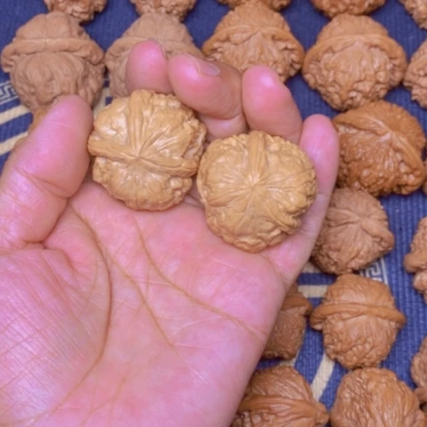 【闪购商品】文玩核桃吊坠金蟾尊37