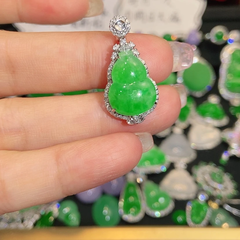 【闪购商品】颈饰18K金镶嵌翡翠陈*天然翡翠
