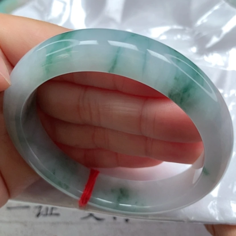 【闪购商品】翡翠手镯未镶嵌冰糯飘花手镯5657圈40号