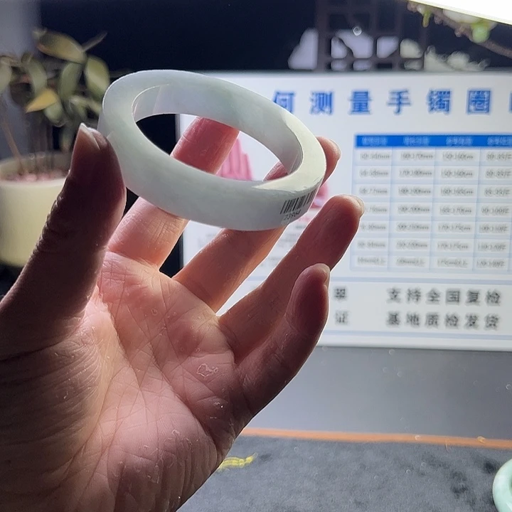 定制翡翠未镶嵌天然缅甸翡翠定制