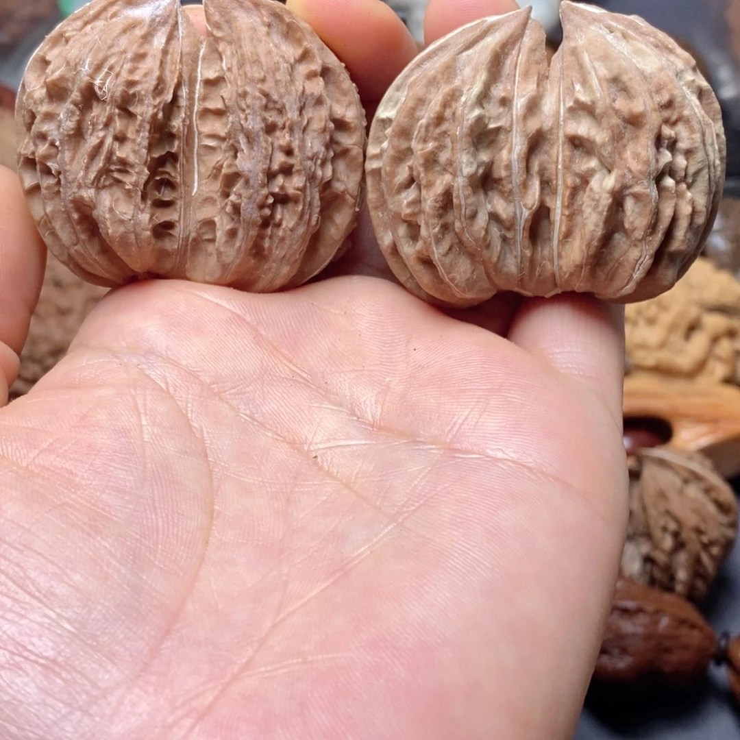 文玩核桃吊坠瑕疵71