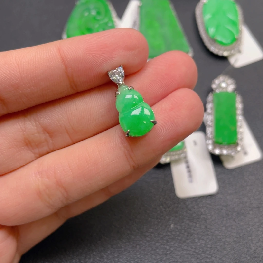 翡翠银S925镶嵌颈饰