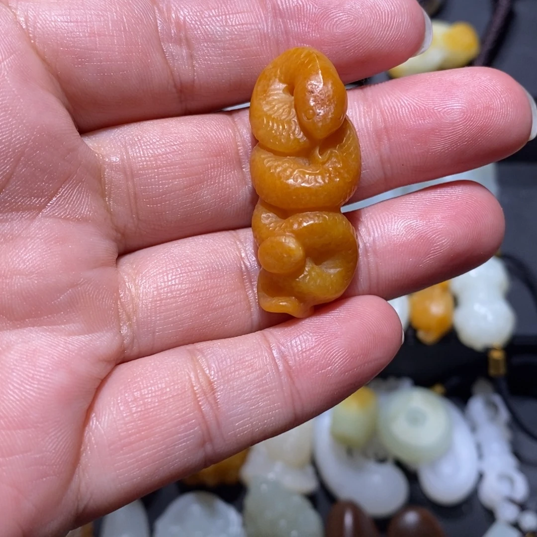 颈饰未镶嵌和田玉