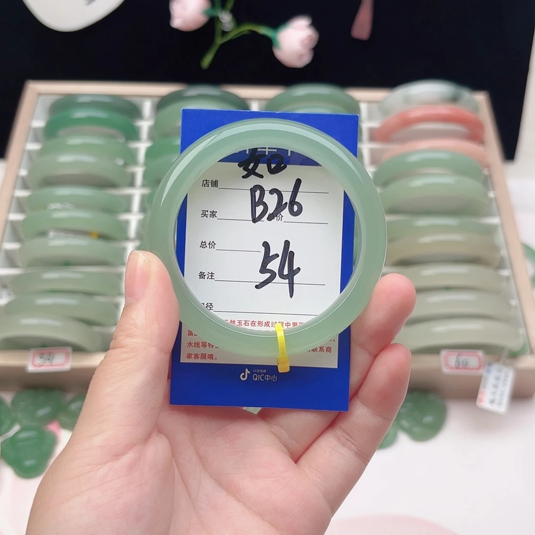 石英质玉未镶嵌手镯