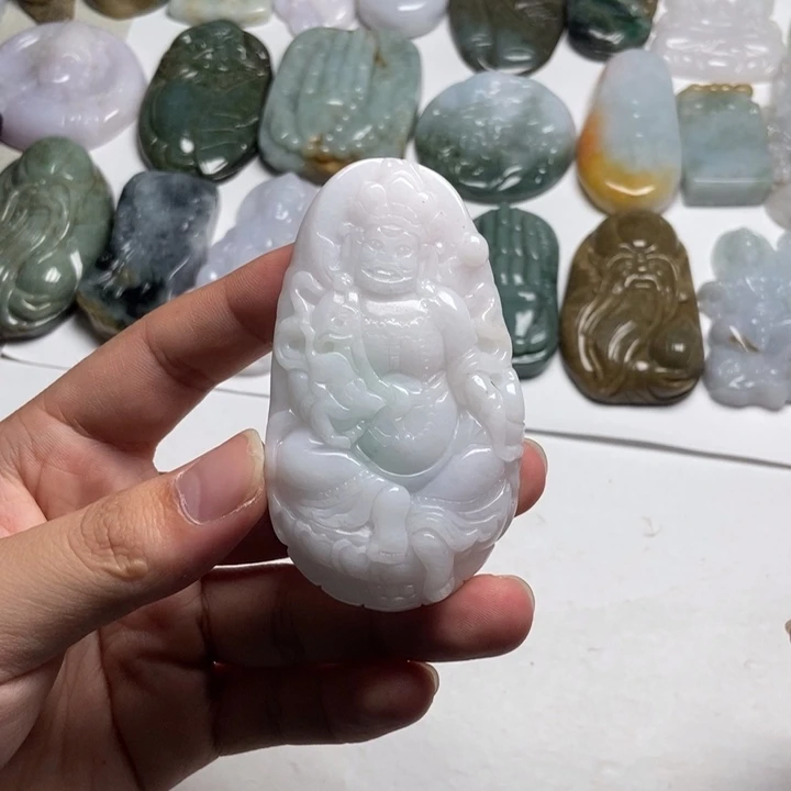 翡翠未镶嵌颈饰黄财28