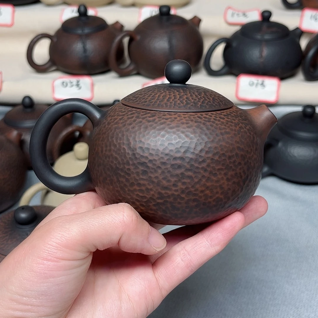 楚*245毫升微微瑕纯手工锤纹西施壶