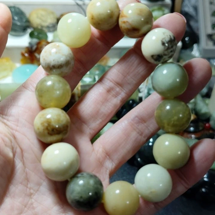 岫玉手串款式未镶嵌