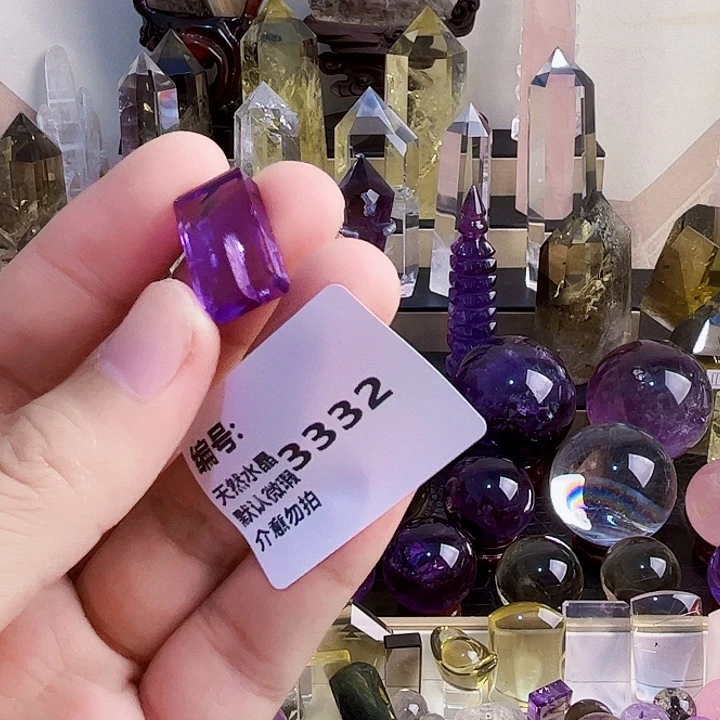火***女颈饰未镶嵌水晶无事牌