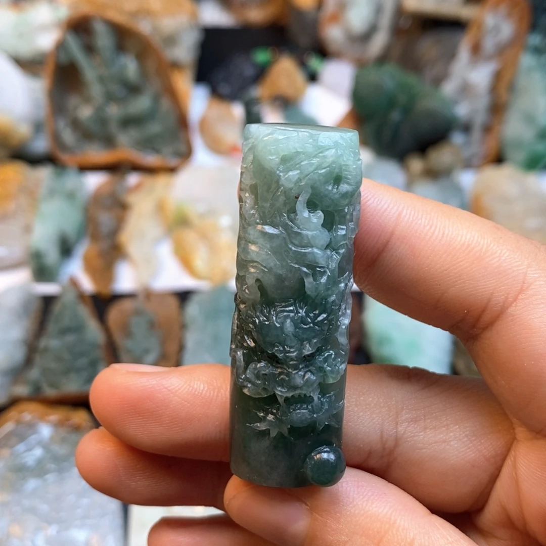 定制翡翠未镶嵌特色75