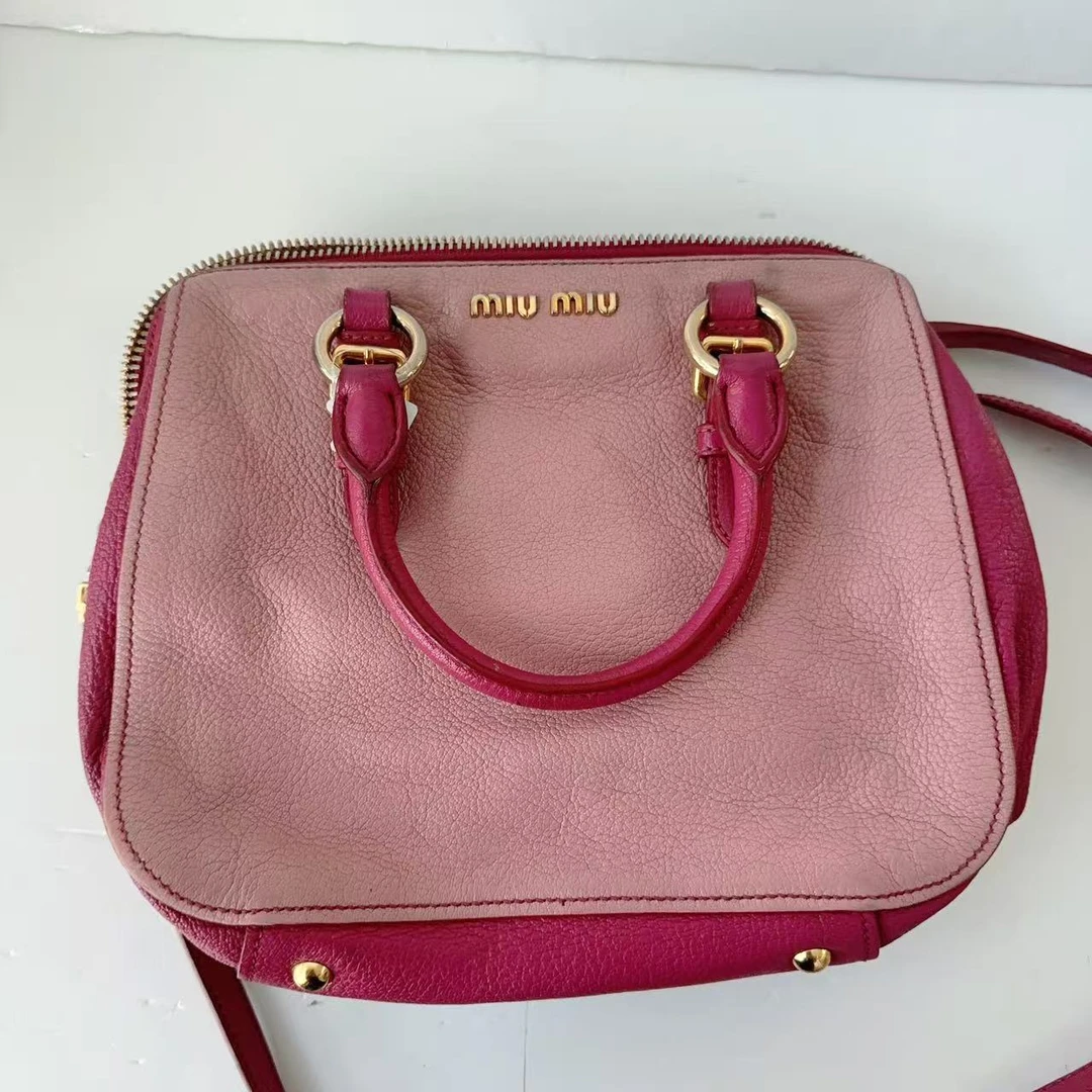 95新 MIU MIU/缪缪 缪缪时尚百搭斜挎包