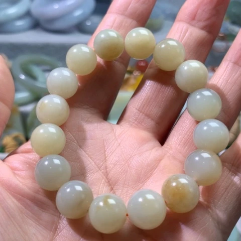 未镶嵌手链和田玉邻**哥