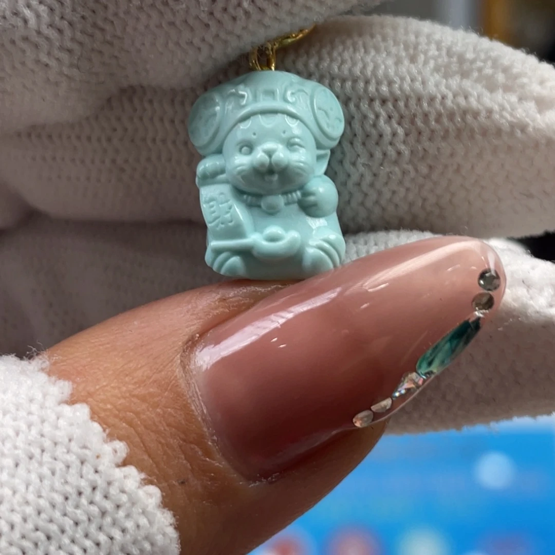 绿松石未镶嵌挂件