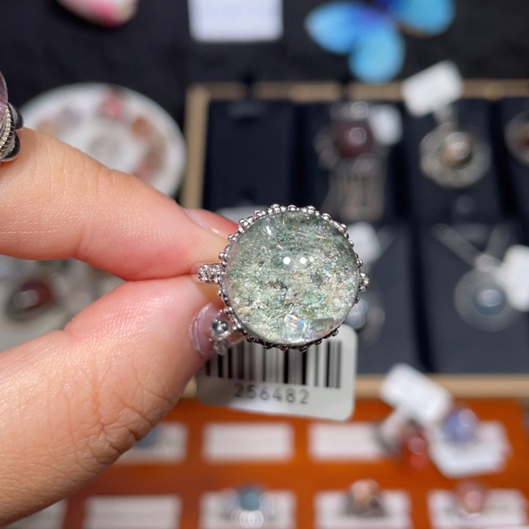 美****银S925镶嵌水晶戒指