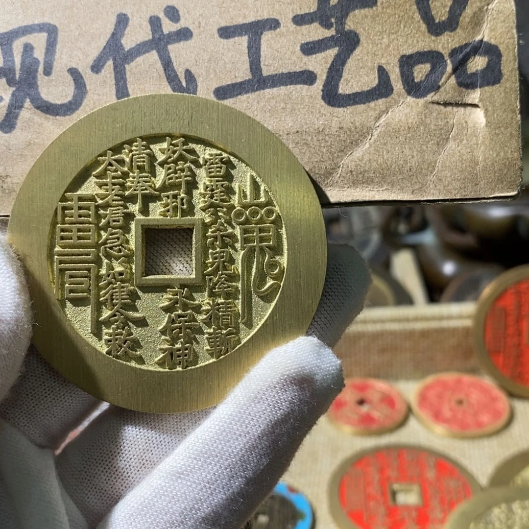 铜现代工艺设计风格