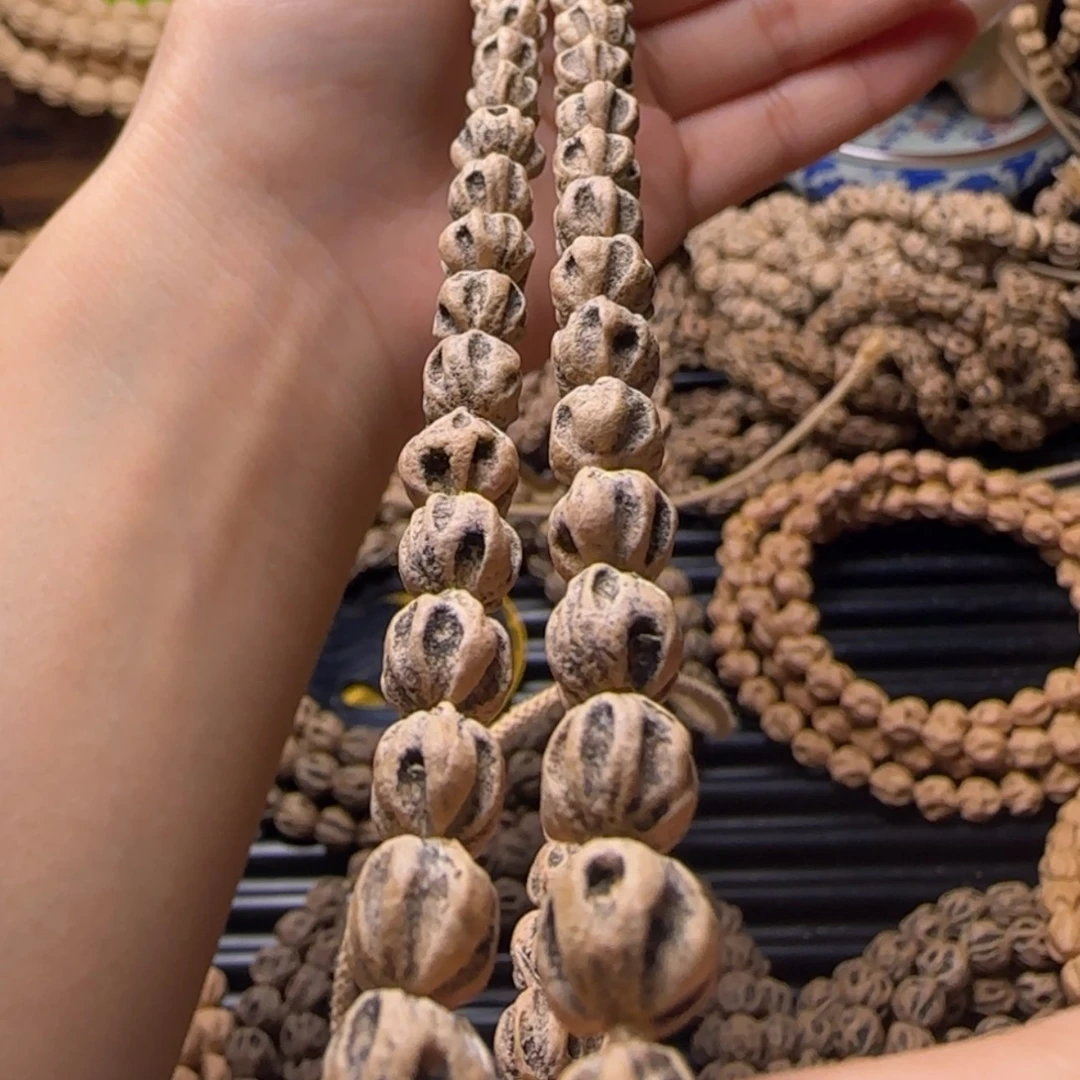 【闪购商品】吊坠柏香籽/百香籽海****哥