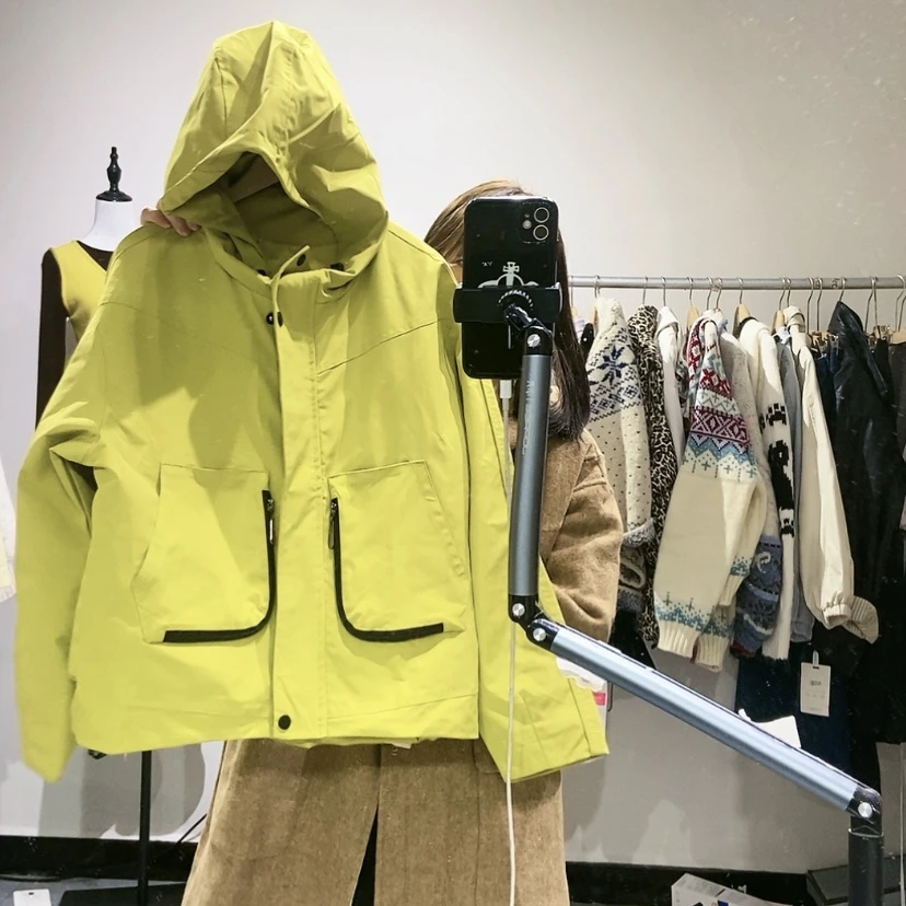 【闪购商品】绿色外套