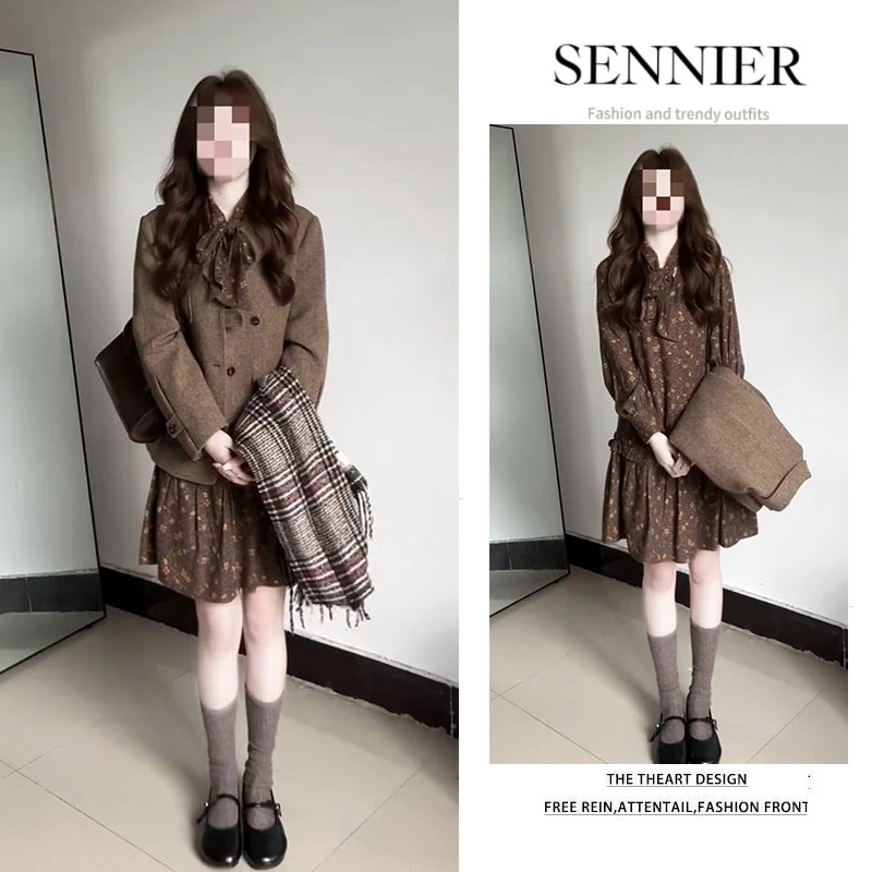 秋季温柔系穿搭女2025新款韩版气质西装外套复古碎花连衣裙两件套