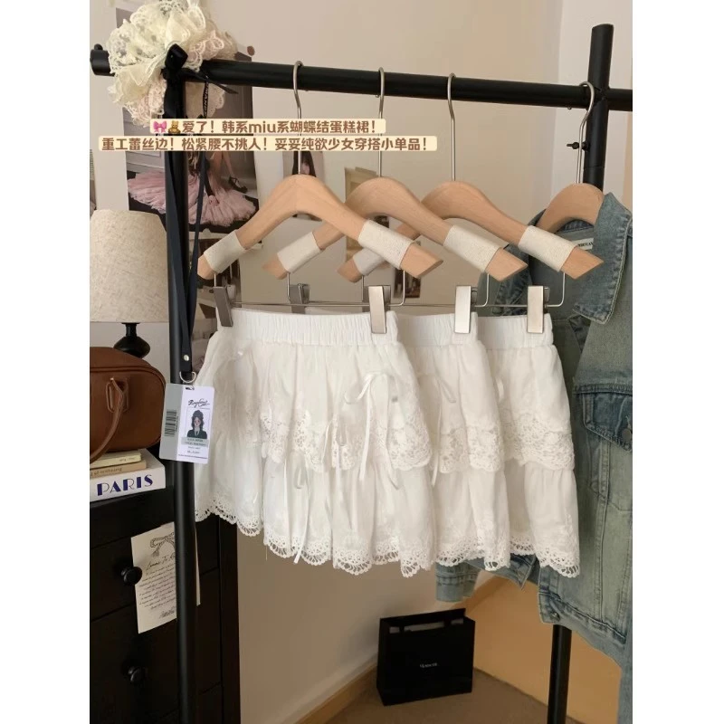 白色蕾丝拼接半身裙女春季松紧腰蛋糕裙防走光A字裙时尚百搭短裙