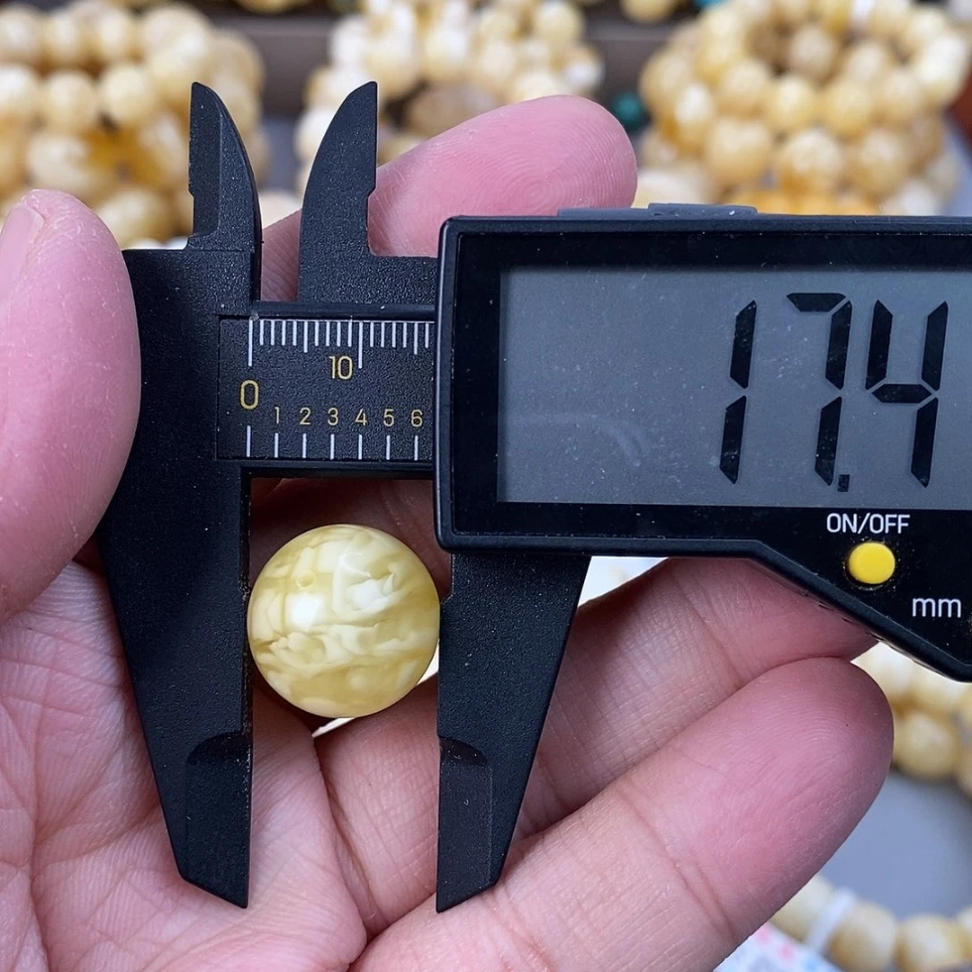 蜜蜡未镶嵌珠宝奇石3g