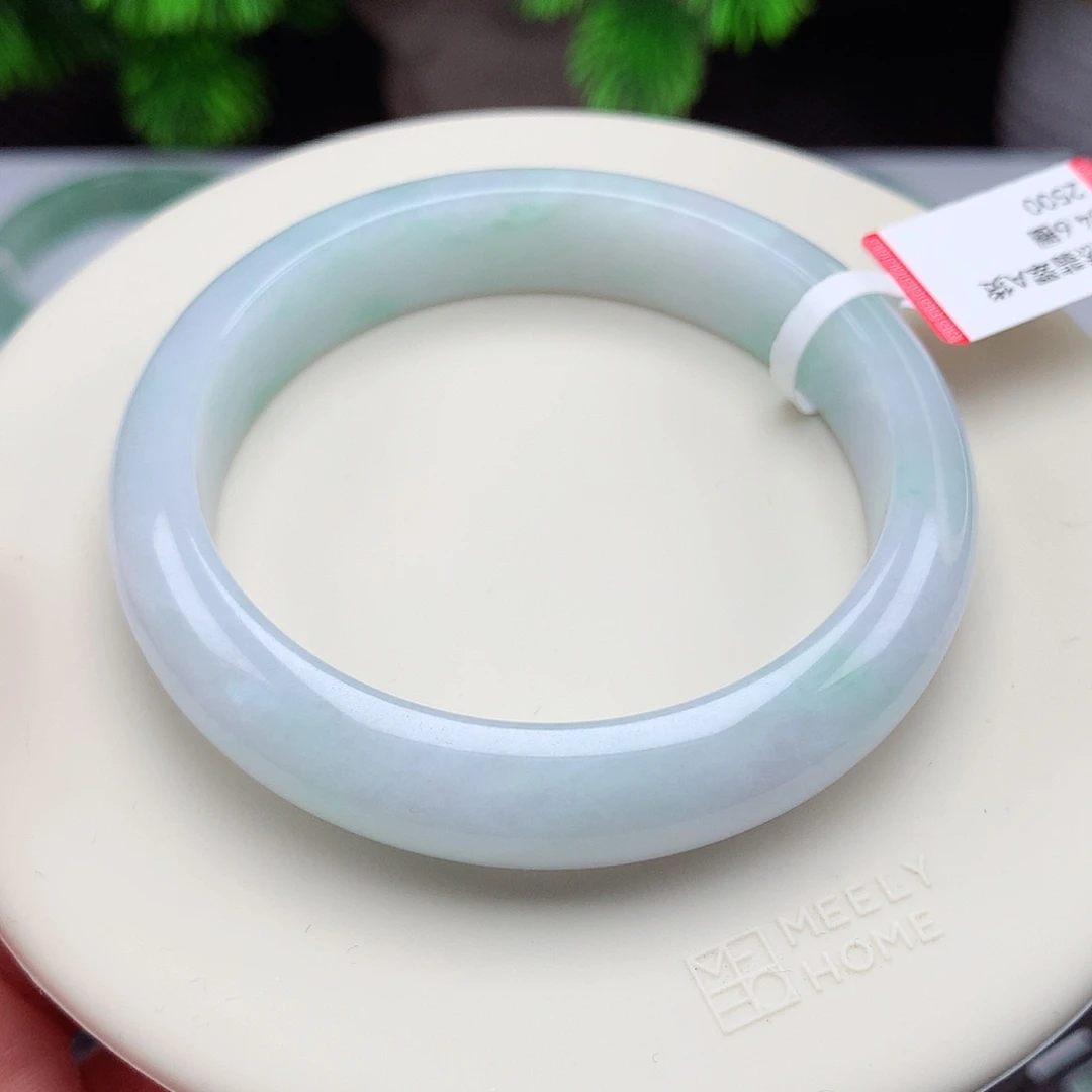 翡翠未镶嵌手镯54圈