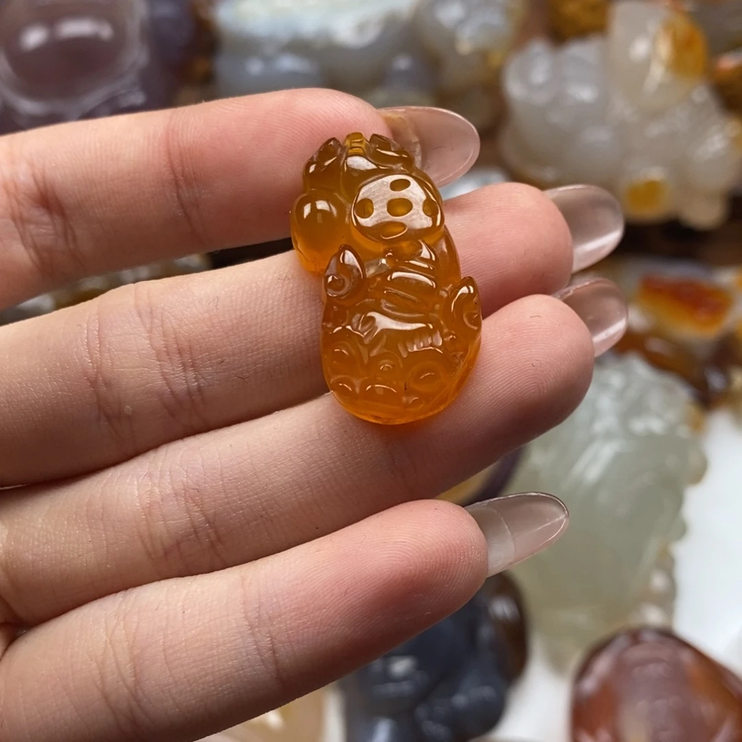 玛瑙/玉髓未镶嵌颈饰