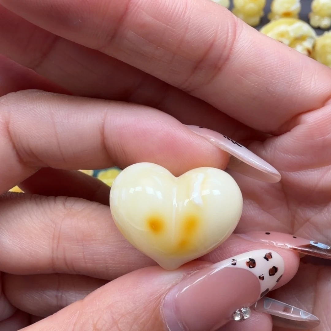琥珀未镶嵌裸石蜜蜡