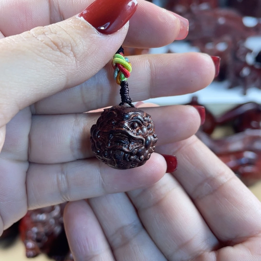 檀香紫檀（小叶紫檀）貔貅