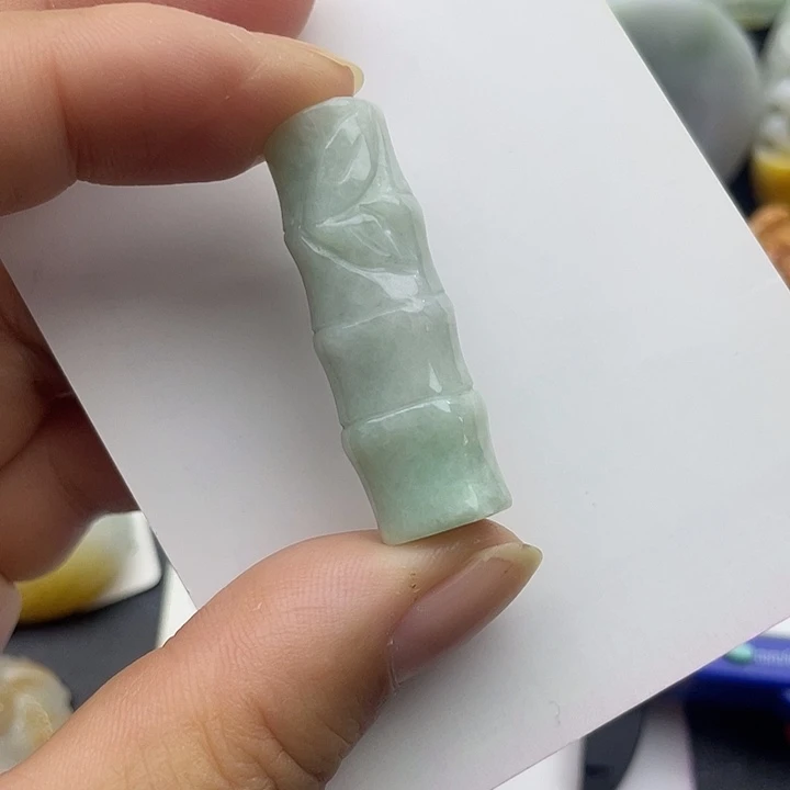 翡翠未镶嵌颈饰天然翡翠
