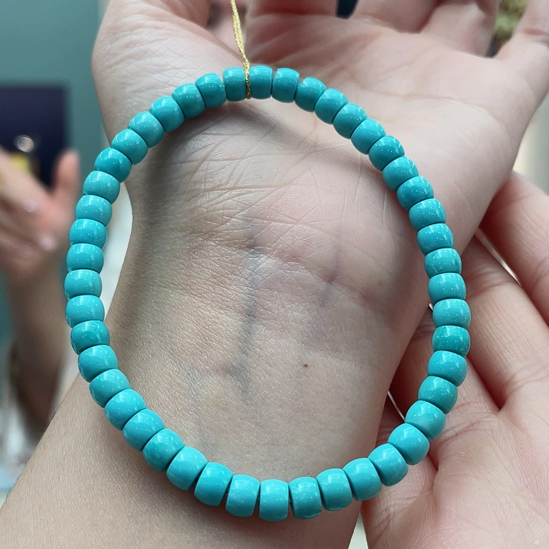 绿松石颈饰未镶嵌