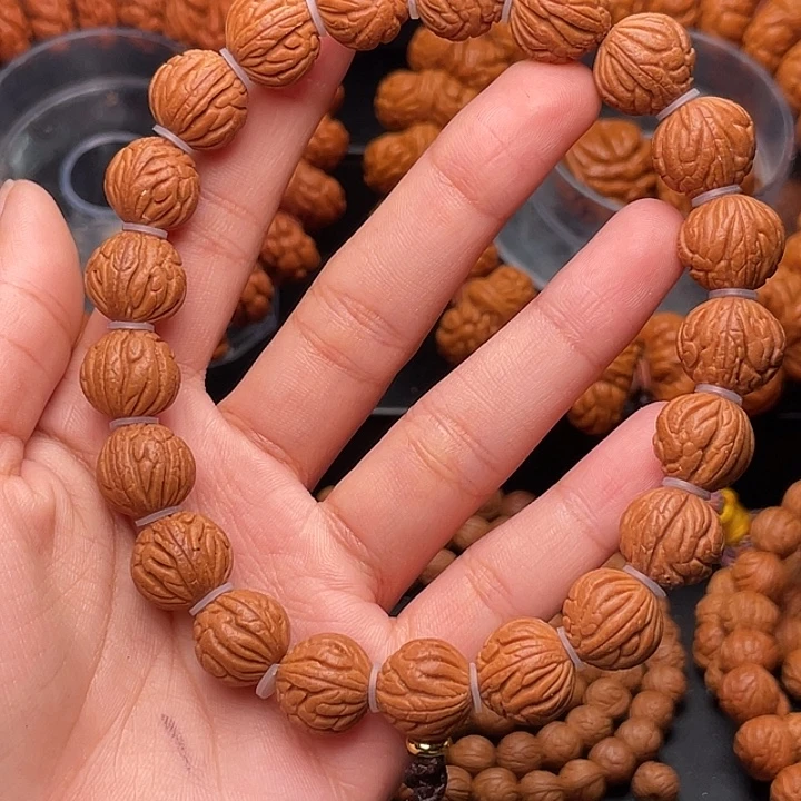 把件桃核聚宝盆1.3手持