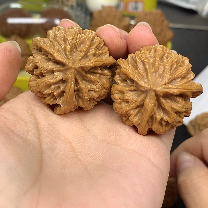 吊坠文玩核桃吴***森39三棱