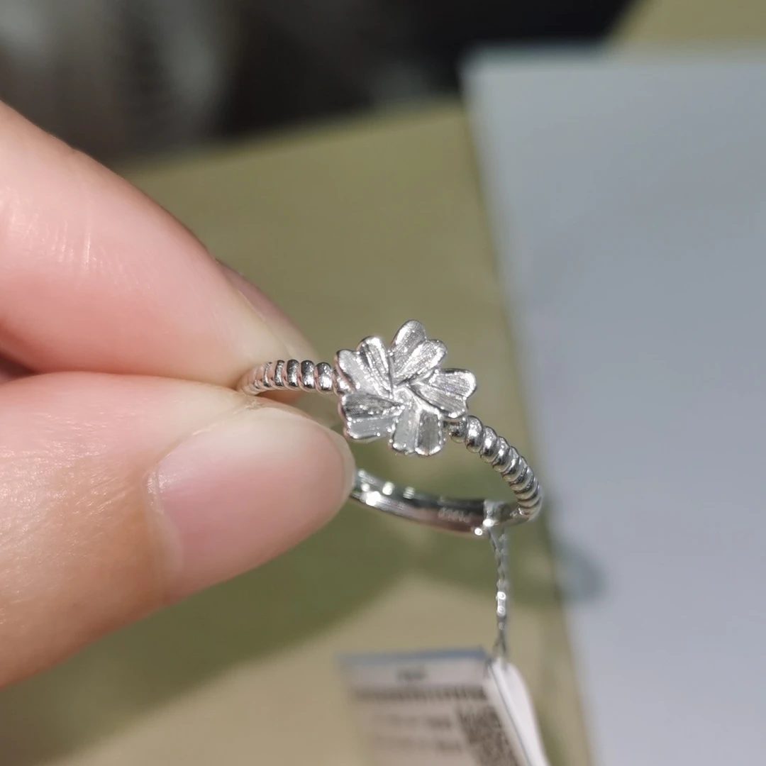 铂金PT950戒指2.87克（不换不退）