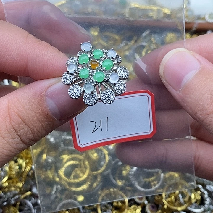 翡翠未镶嵌戒指211