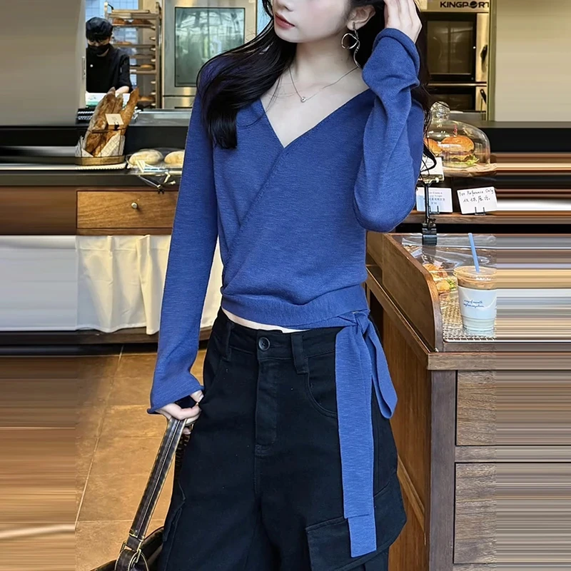 2025年春秋夏季新款韩版时尚V领纯色T恤女小众洋气高级感复古上衣