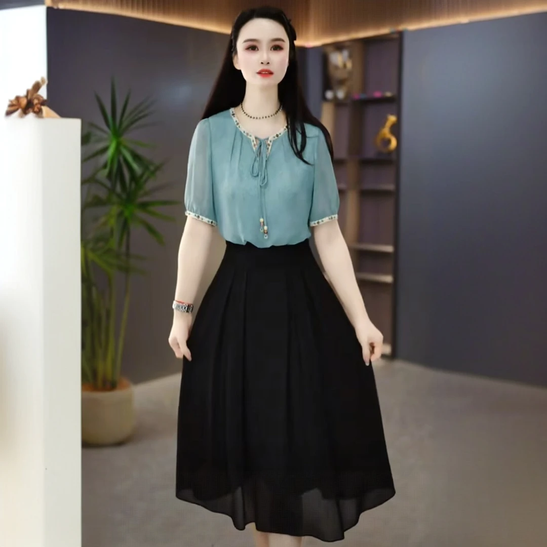 高级冰丽丝时尚洋气简约端庄优雅连衣裙2025夏季新款修身显瘦裙子