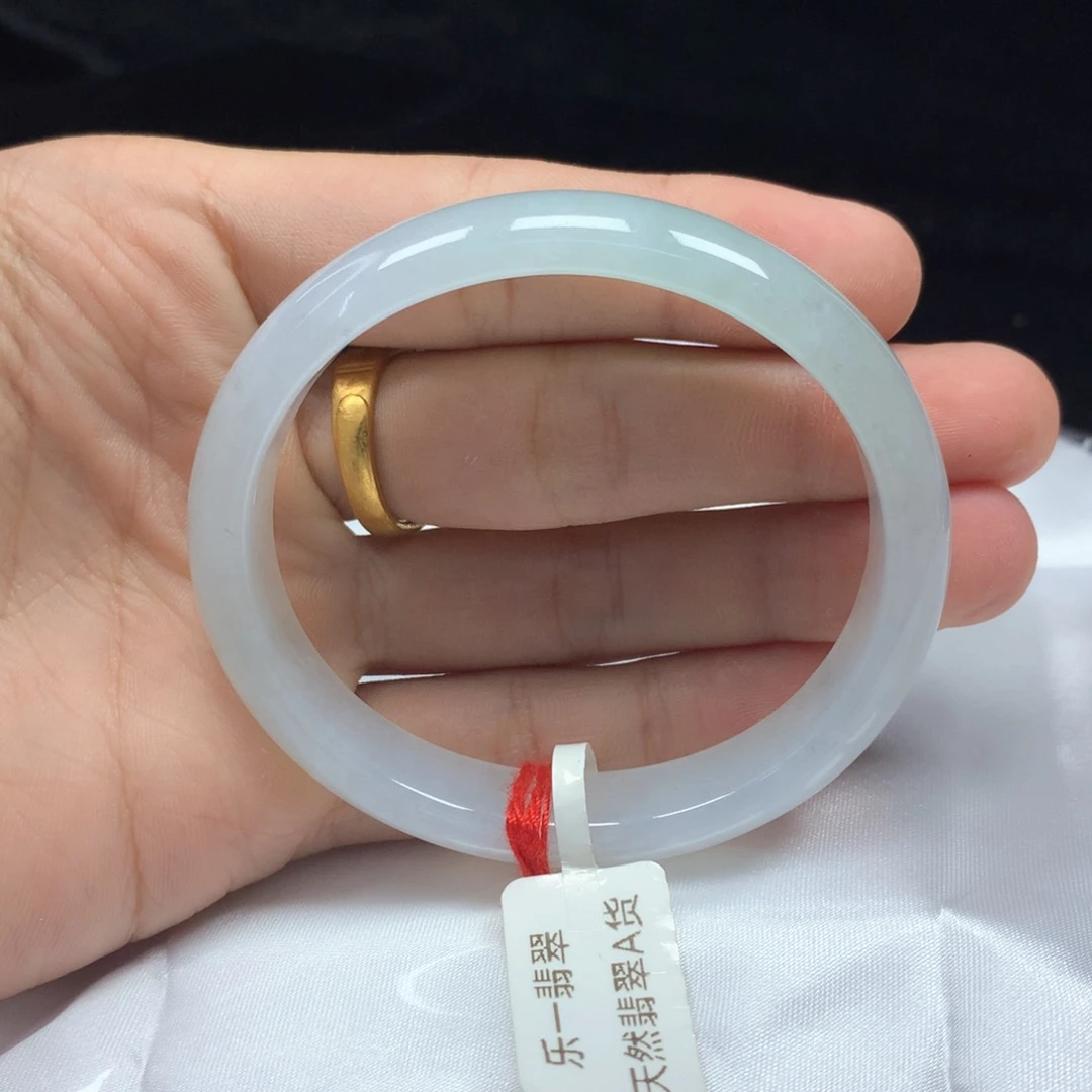翡翠未镶嵌手镯（贵妃镯）55.2贵妃