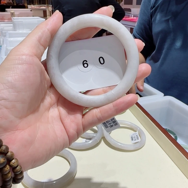 和田玉未镶嵌手镯19