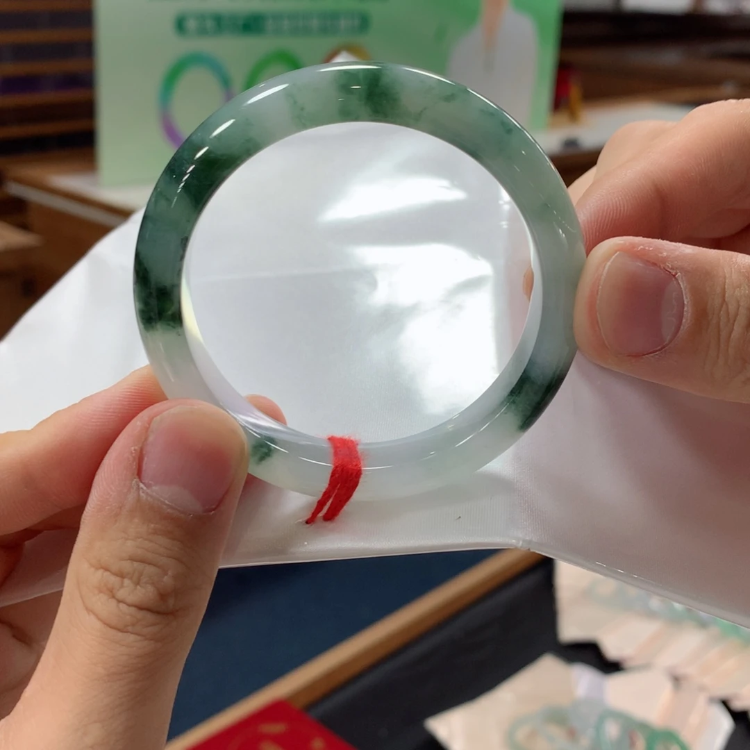 翡翠未镶嵌手镯买断