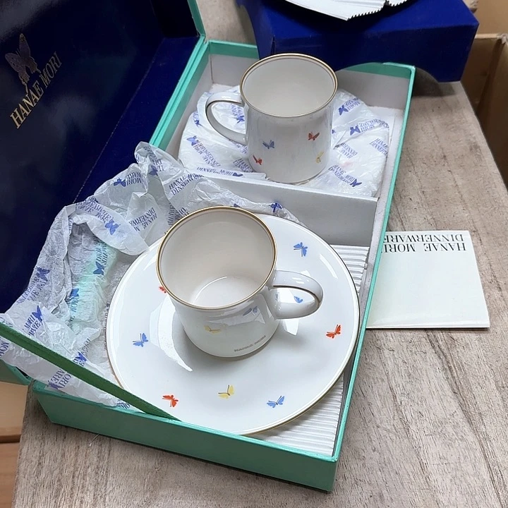 瓷片噗哈哈哈哈哈哈哈哈哈我的