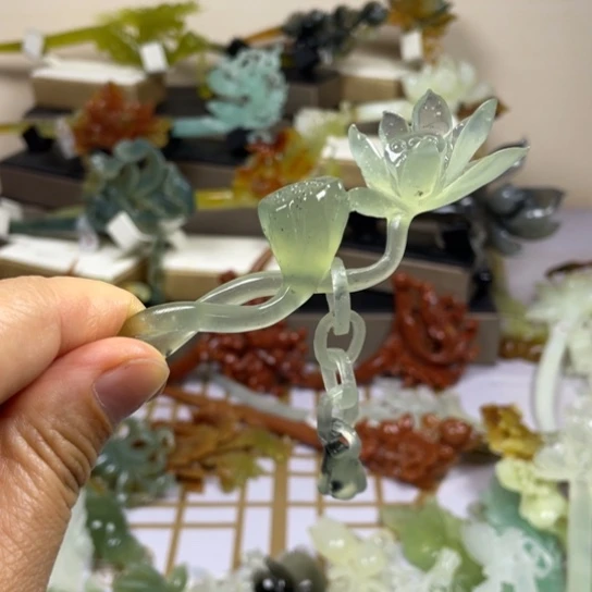 蛇纹石玉未镶嵌发饰苦*啡