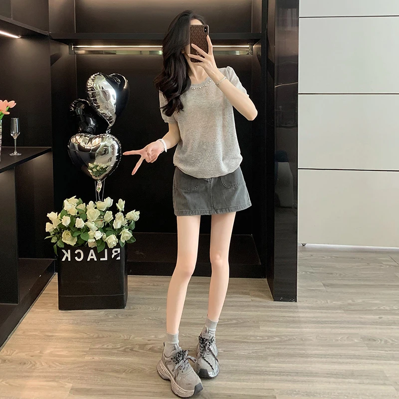 小个子2025夏季新款高级感时尚灰色钉珠针织衫牛仔短裤洋气套装女